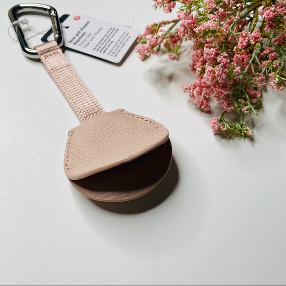 Lululemon Now and Always Keychain - Picture 5 of 7